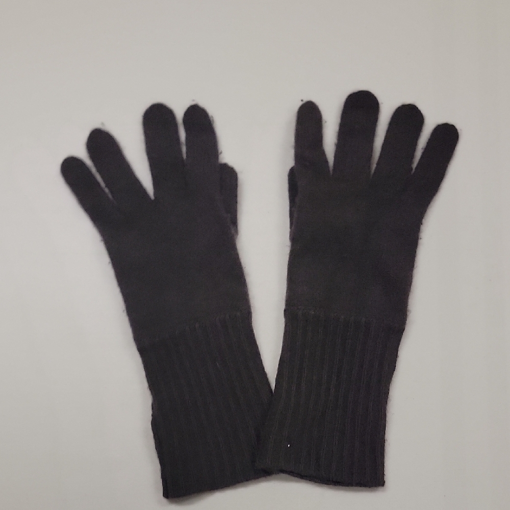 Cashmere Gloves - Picture 5 of 9